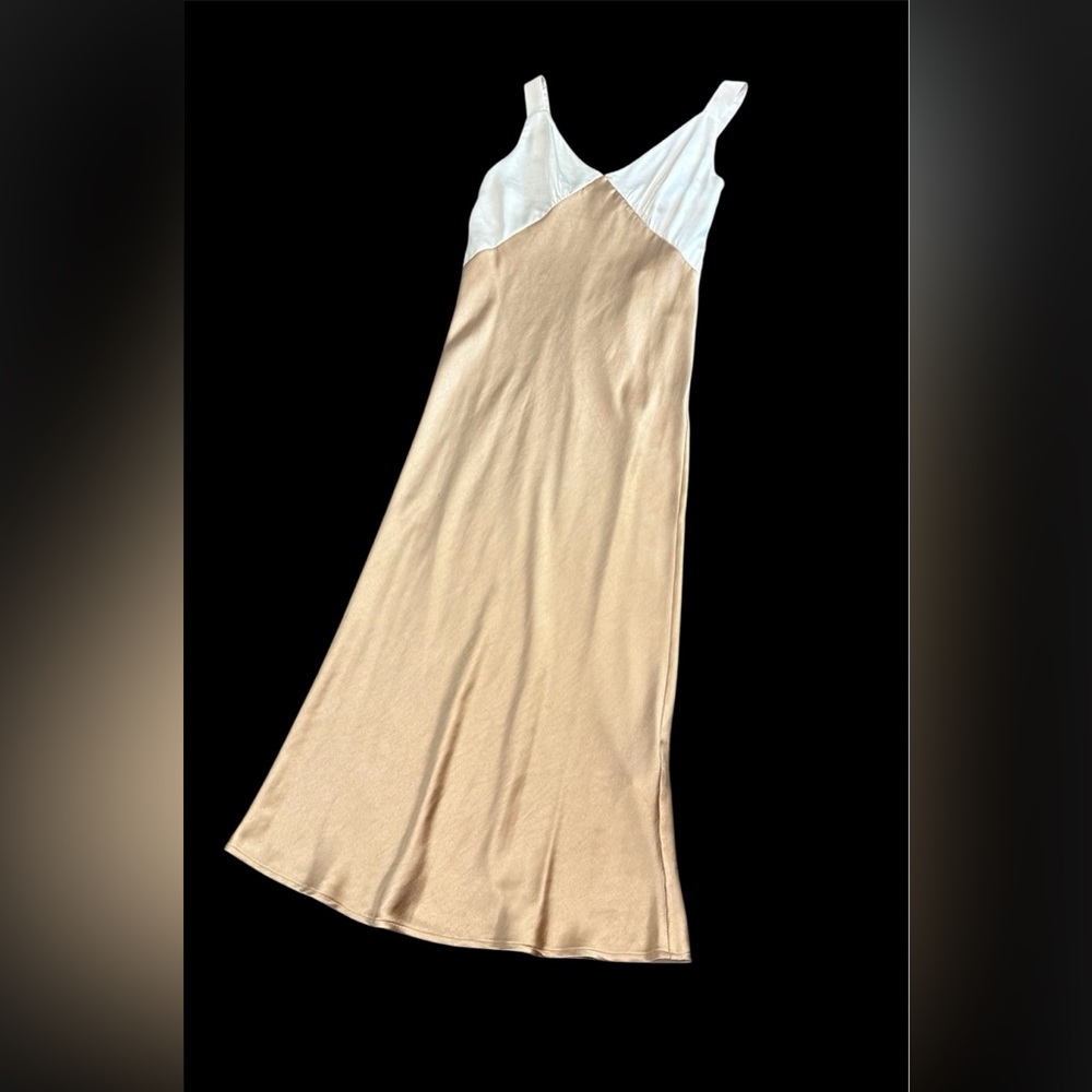 Elegant Tan and White Maxi Dress